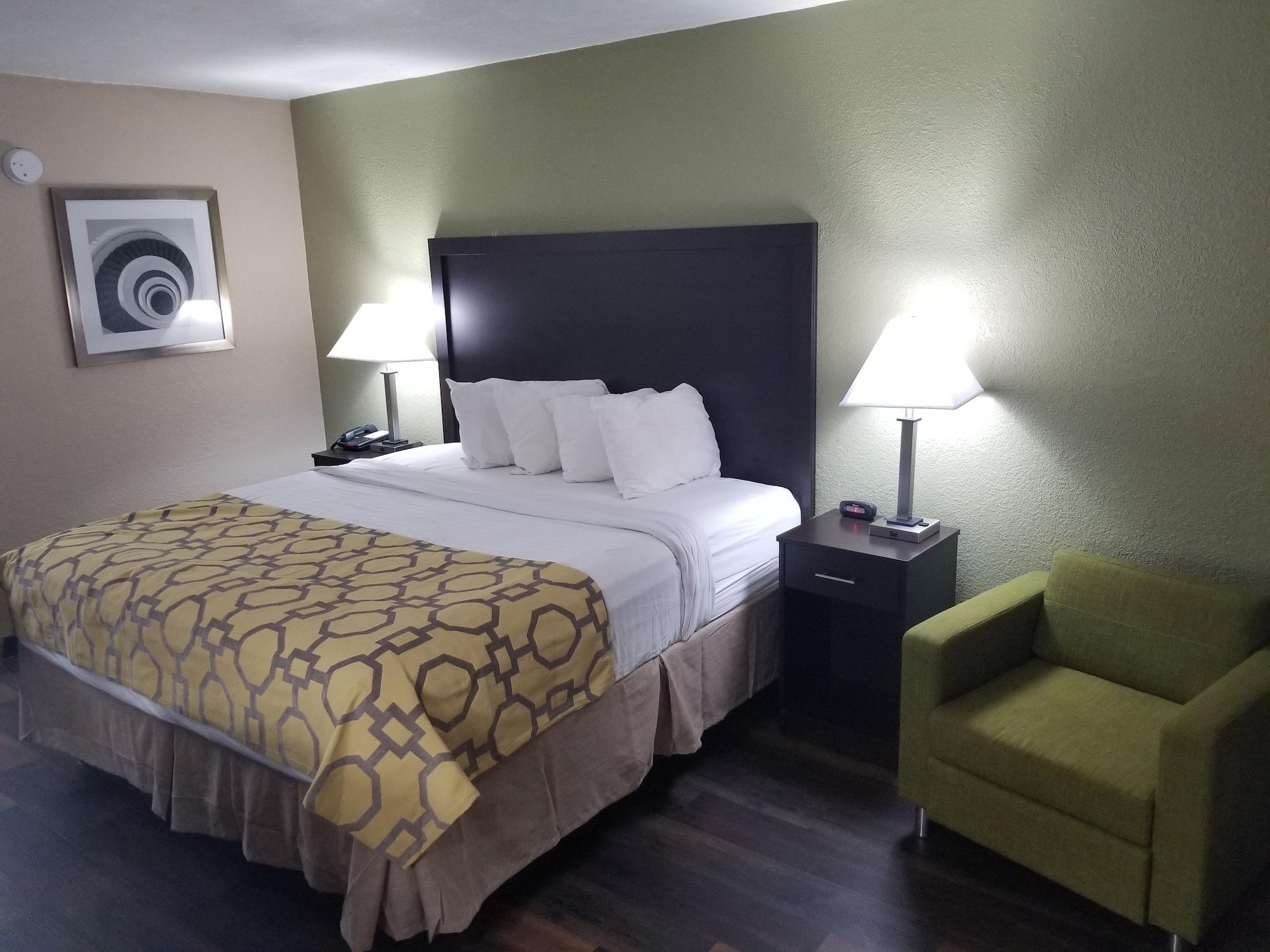 Baymont By Wyndham Lake City Ngoại thất bức ảnh