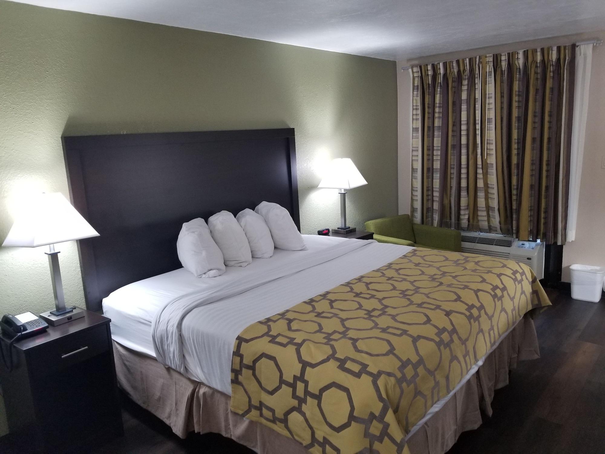 Baymont By Wyndham Lake City Ngoại thất bức ảnh