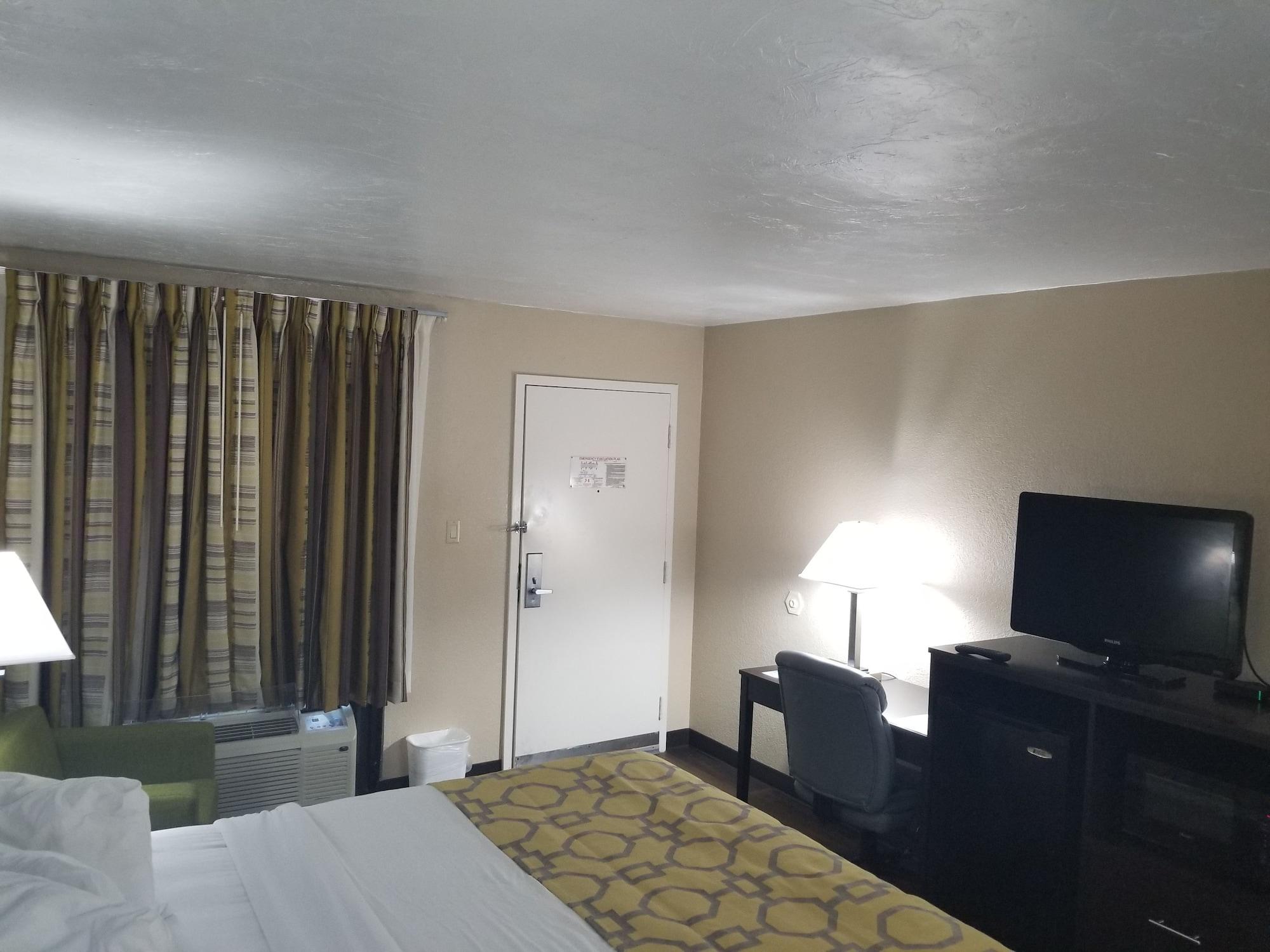 Baymont By Wyndham Lake City Ngoại thất bức ảnh